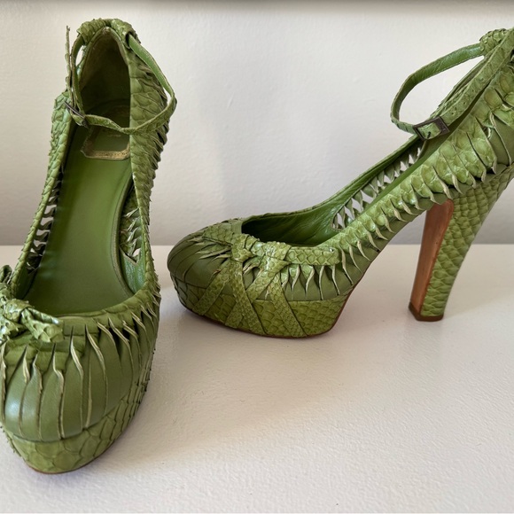 Christian Dior Python Green Pumps - Picture 6 of 9
